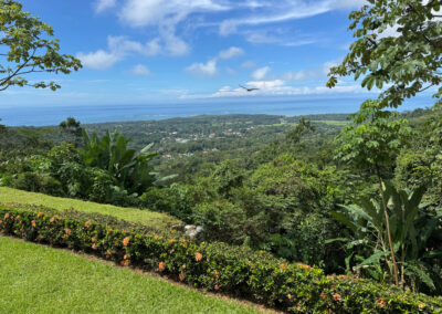 Panoramic views of Costa Rica and the ocean from Villa Ballena, including the Whale's Tail.